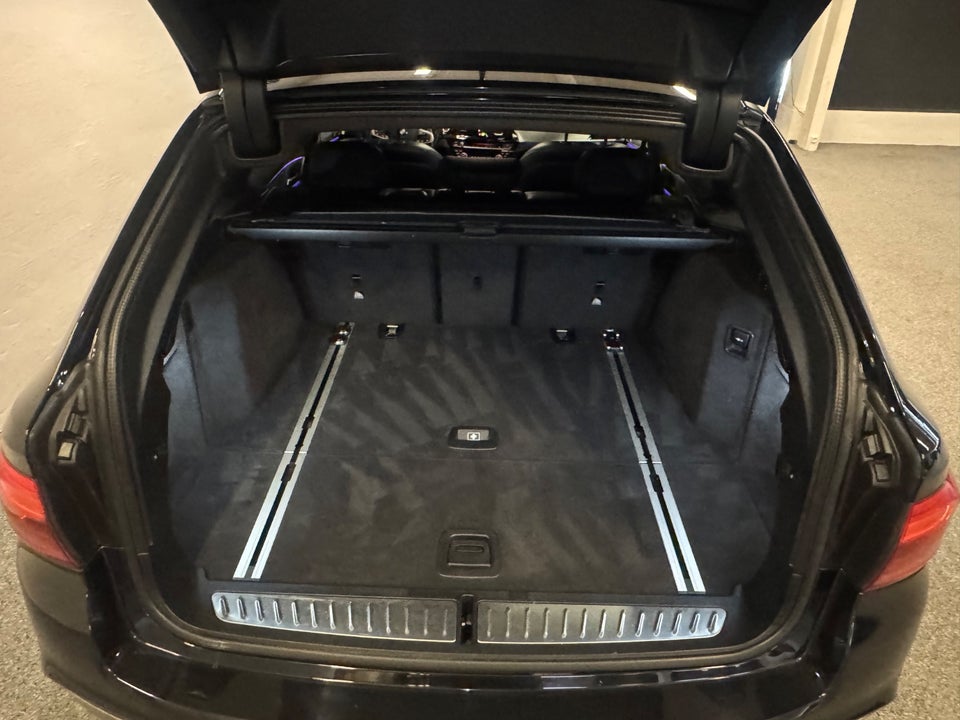 BMW 530d 3,0 Touring M-Sport xDrive aut. 5d