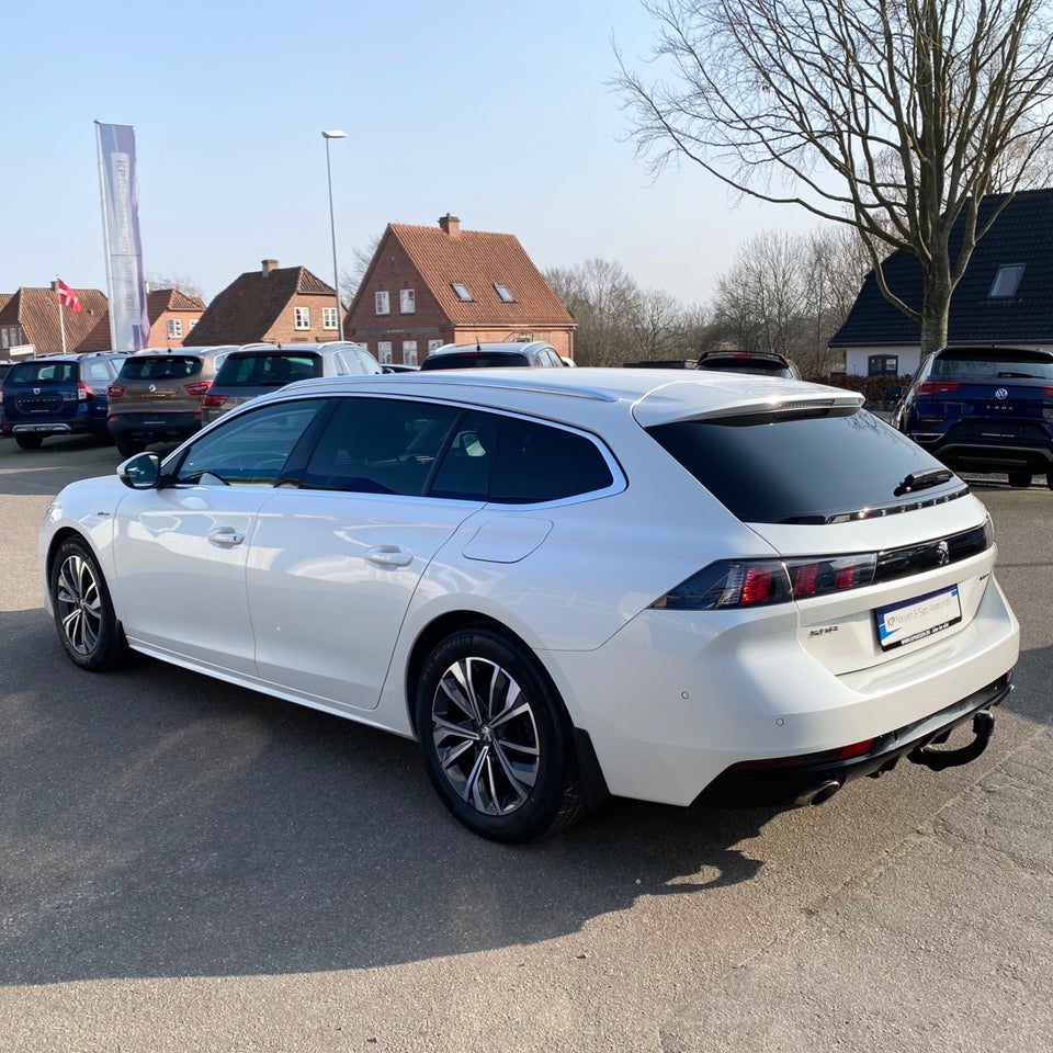 Peugeot 508 1,6 Hybrid Allure Pack SW EAT8 5d