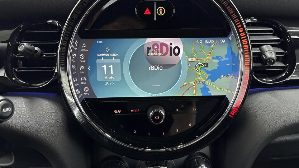 MINI Cooper SE Classic Trim 3d