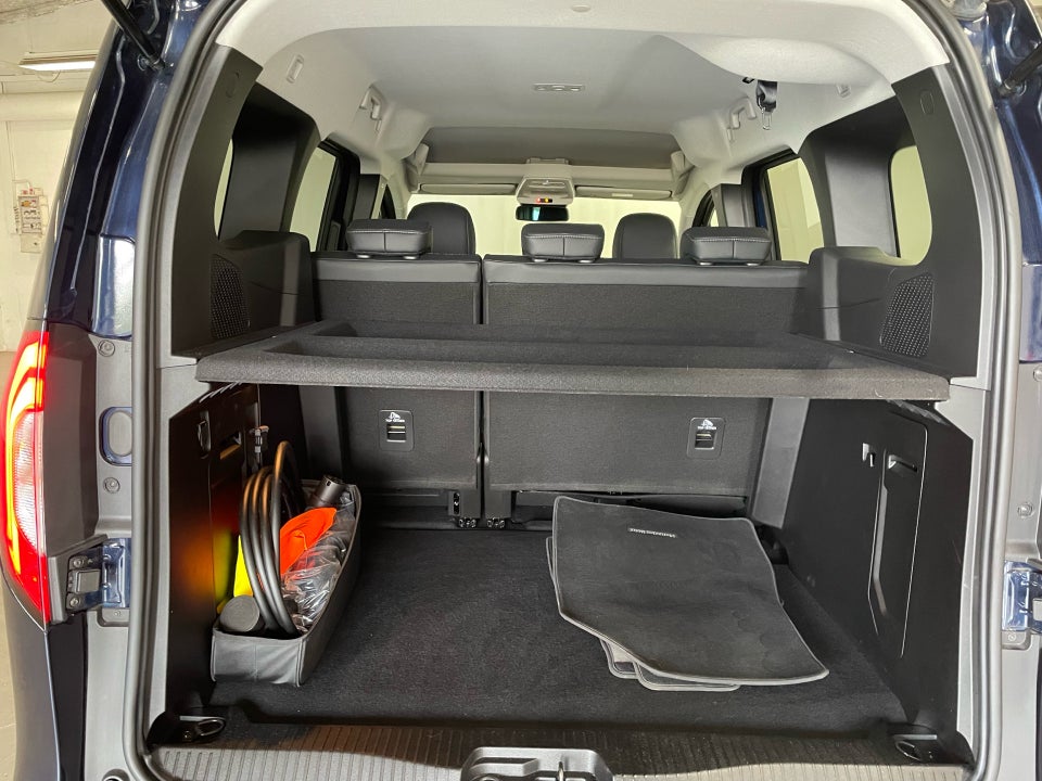 Mercedes EQT200 L1 5d