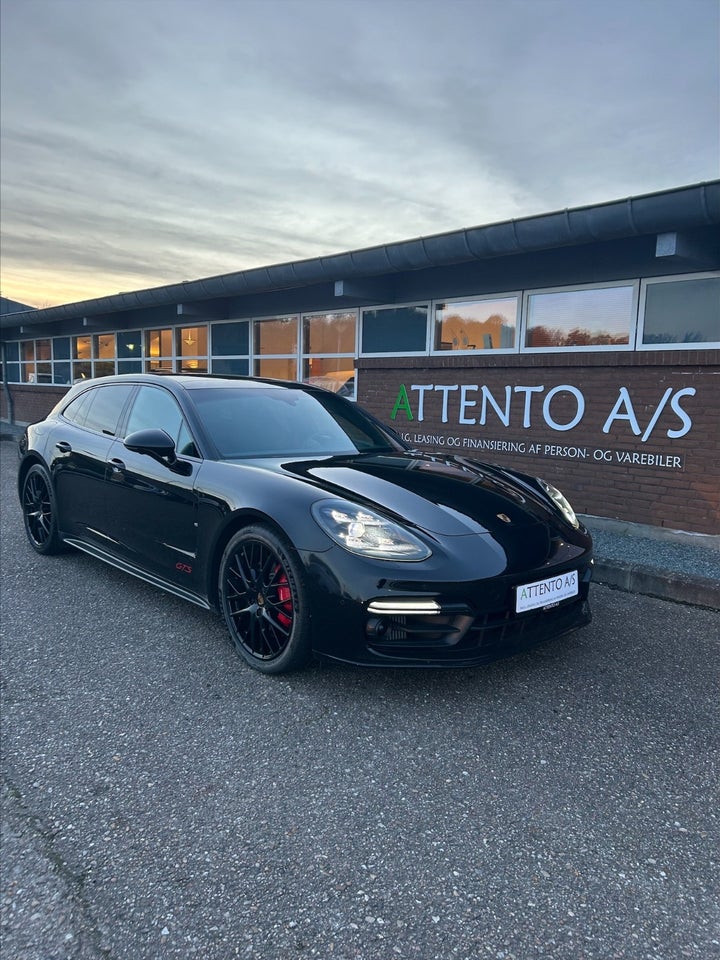 Porsche Panamera GTS 4,0 Sport Turismo PDK 5d