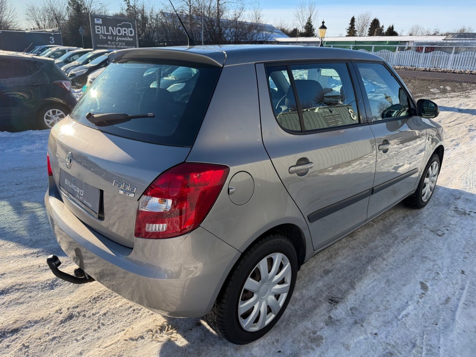 Skoda Fabia 1,4 16V Ambiente 5d