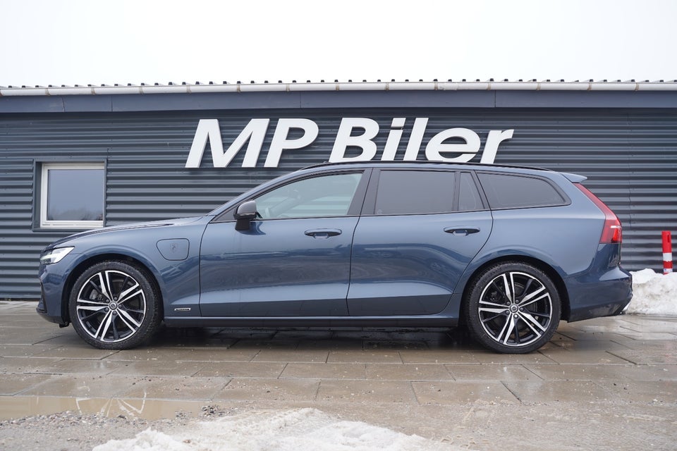 Volvo V60 2,0 T6 ReCharge R-Design aut. AWD 5d