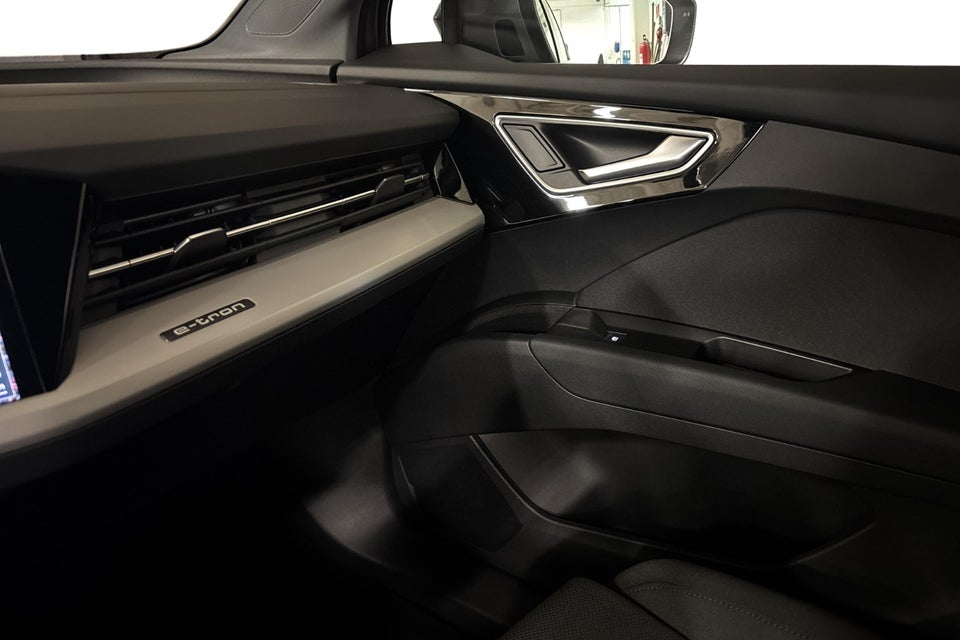 Audi Q4 e-tron 45 Progress 5d