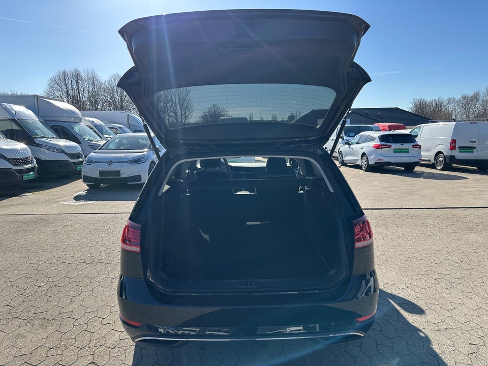 VW Golf VIII 1,5 TSi 150 Life Van 5d