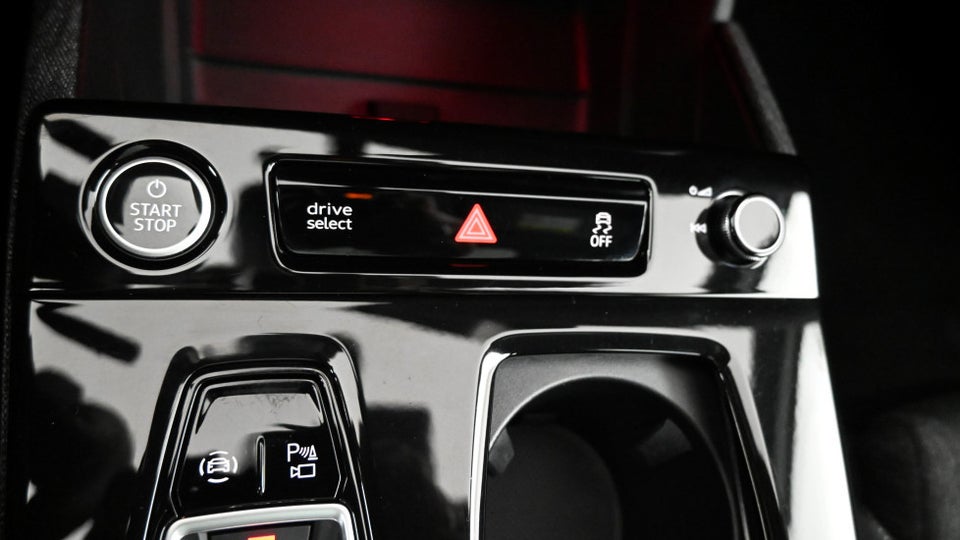 Audi Q6 e-tron Progress plus quattro 5d