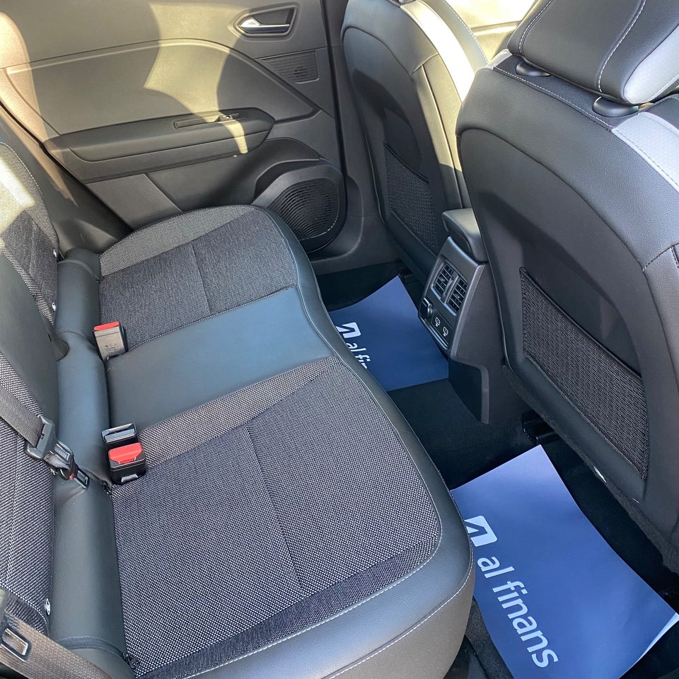 Renault Captur 1,6 E-Tech Intens 5d