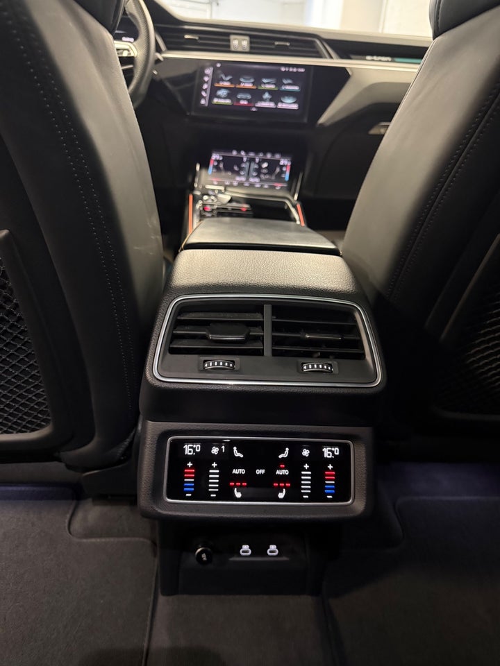 Audi e-tron 55 Black Edition S-line Sportback quattro 5d