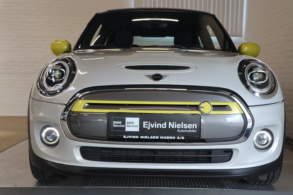 MINI Cooper SE Maximise 3d