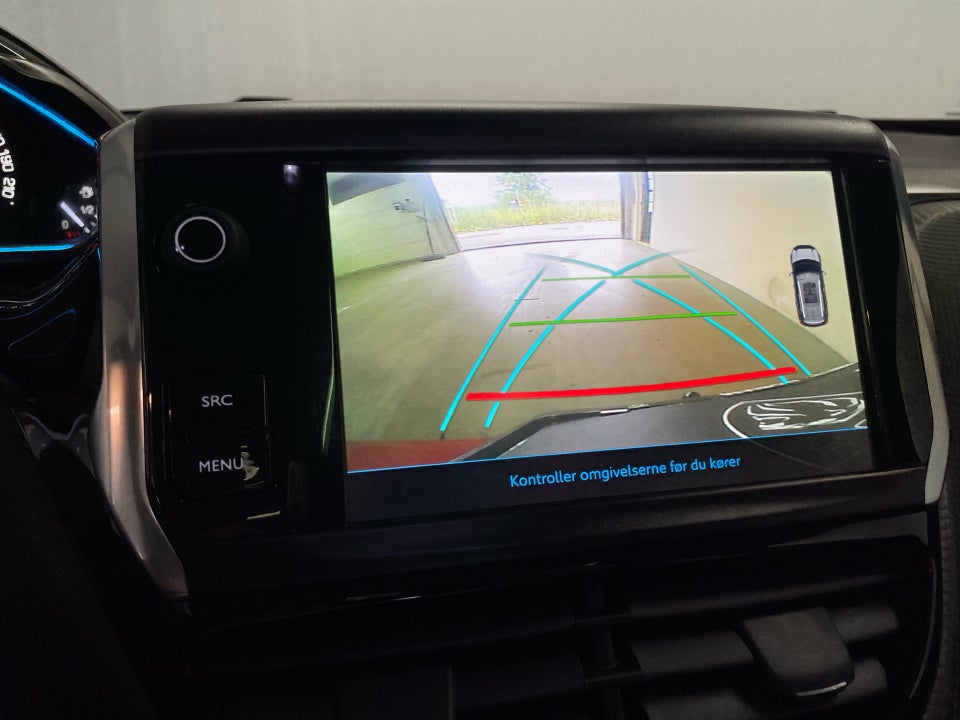 Peugeot 2008 1,2 e-THP 110 Selection Sky 5d