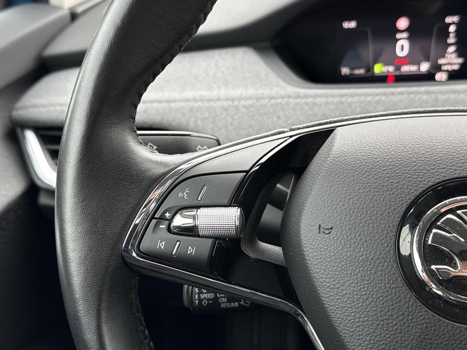 Skoda Enyaq 50 iV 5d