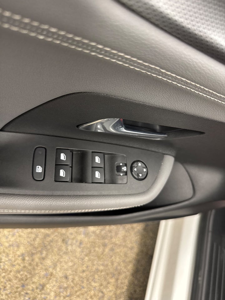 Opel Mokka-e 50 Elegance 5d