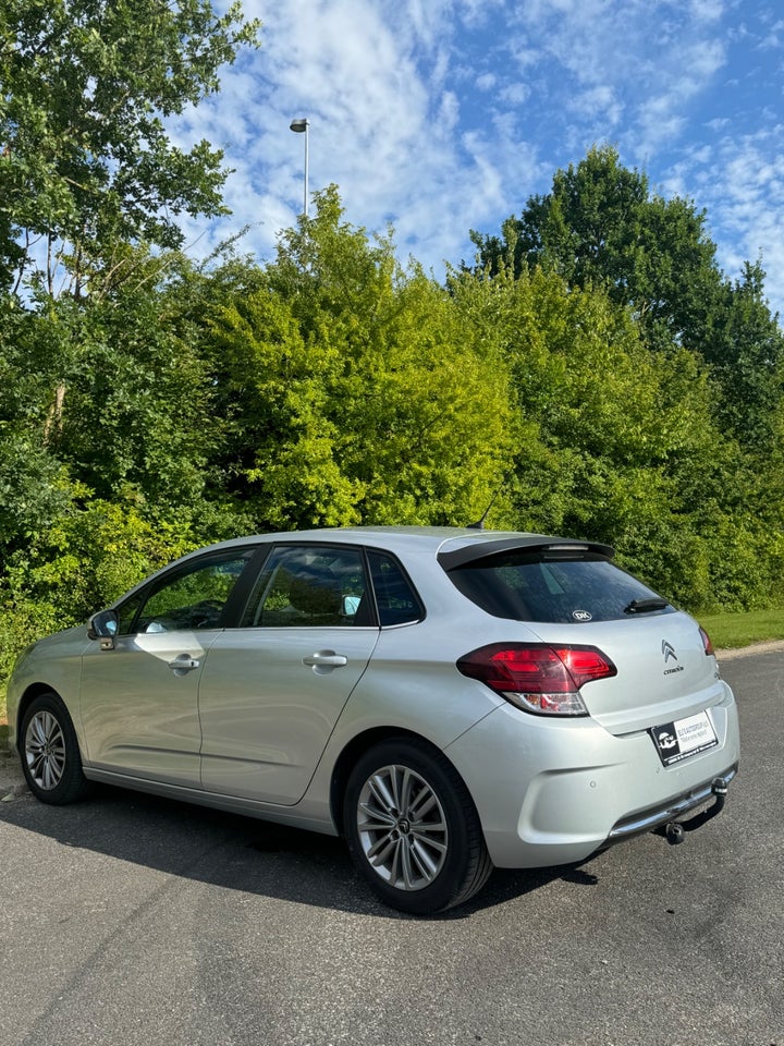 Citroën C4 1,2 PureTech 110 Feel Complet 5d