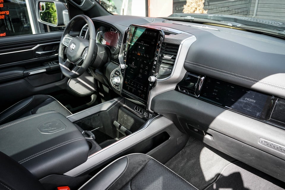 Dodge RAM 1500 3,0 Laramie Premium Night aut. 4d