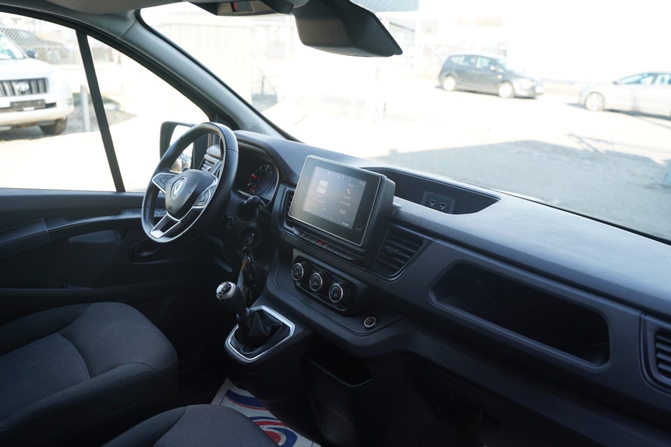 Renault Trafic 2,0 dCi 130 L2H1