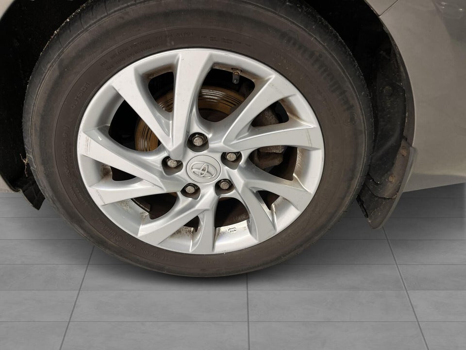 Toyota Auris 1,8 Hybrid H2 Comfort Touring Sports CVT 5d