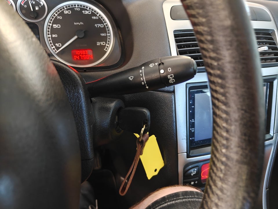Peugeot 307 2,0 XS 5d