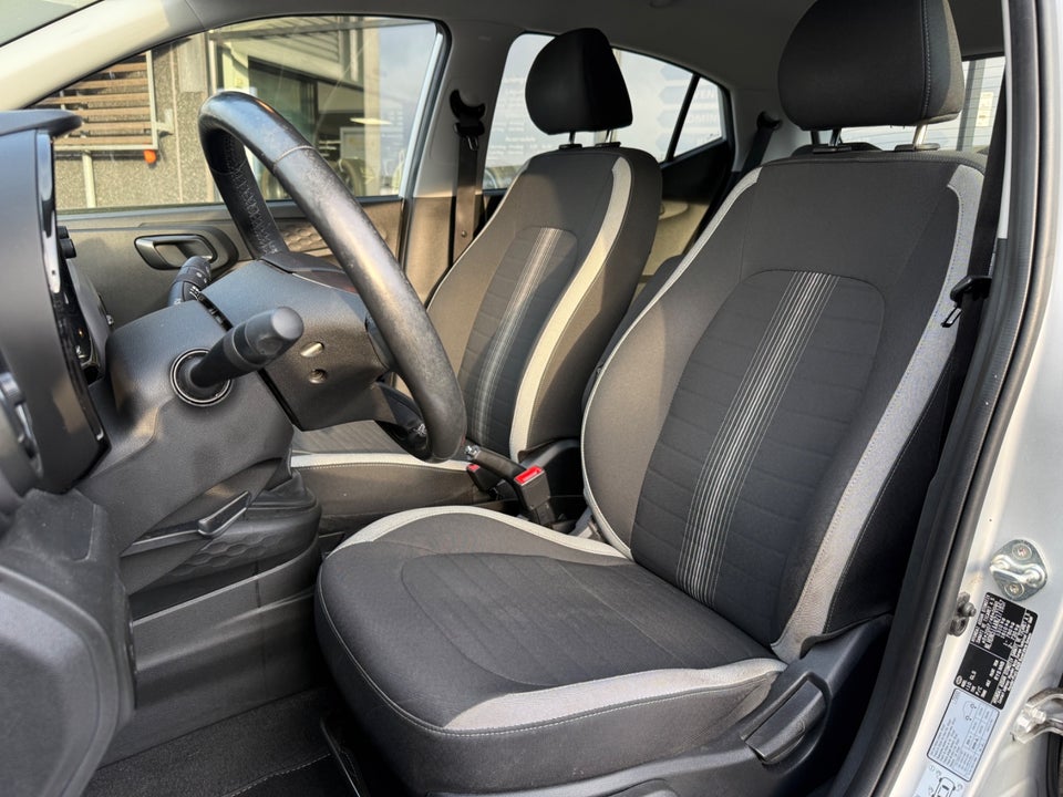 Hyundai i10 1,0 MPi Advanced 5d