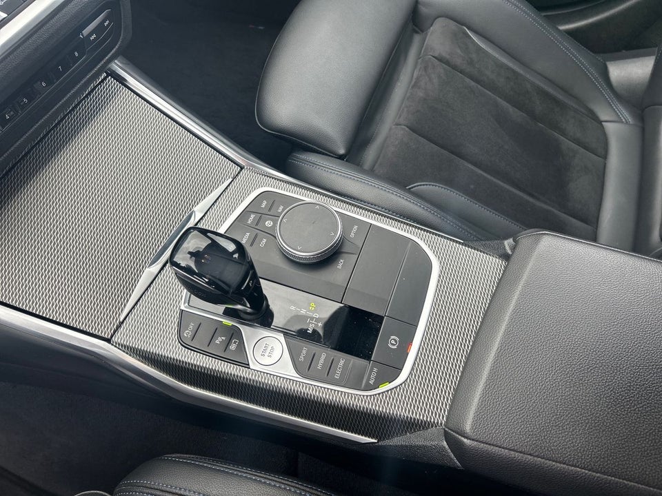 BMW 330e 2,0 Touring M-Sport aut. 5d