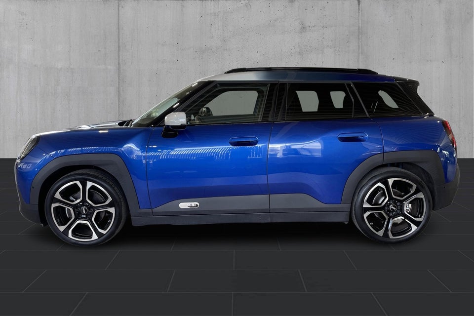 MINI Aceman E Favoured Trim M 5d
