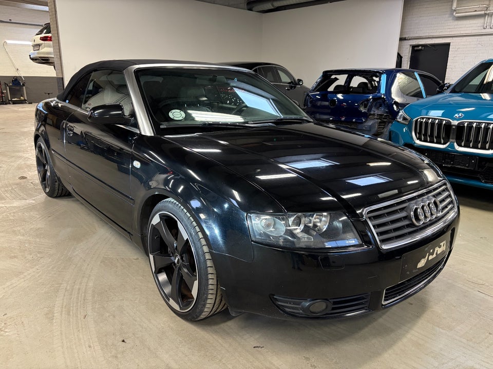 Audi A4 3,0 V6 Cabriolet Multitr. 2d