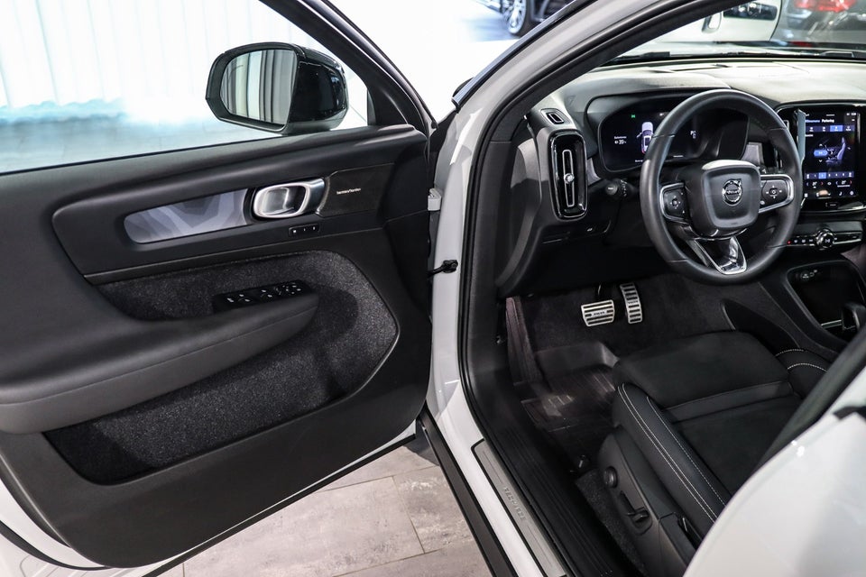 Volvo XC40 P6 ReCharge Ultimate 5d