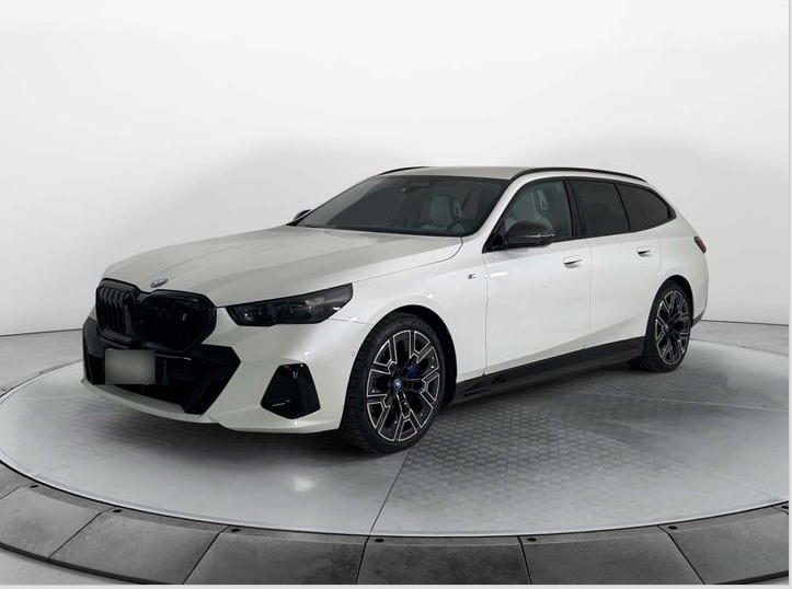 BMW i5 eDrive40 M-Sport 4d