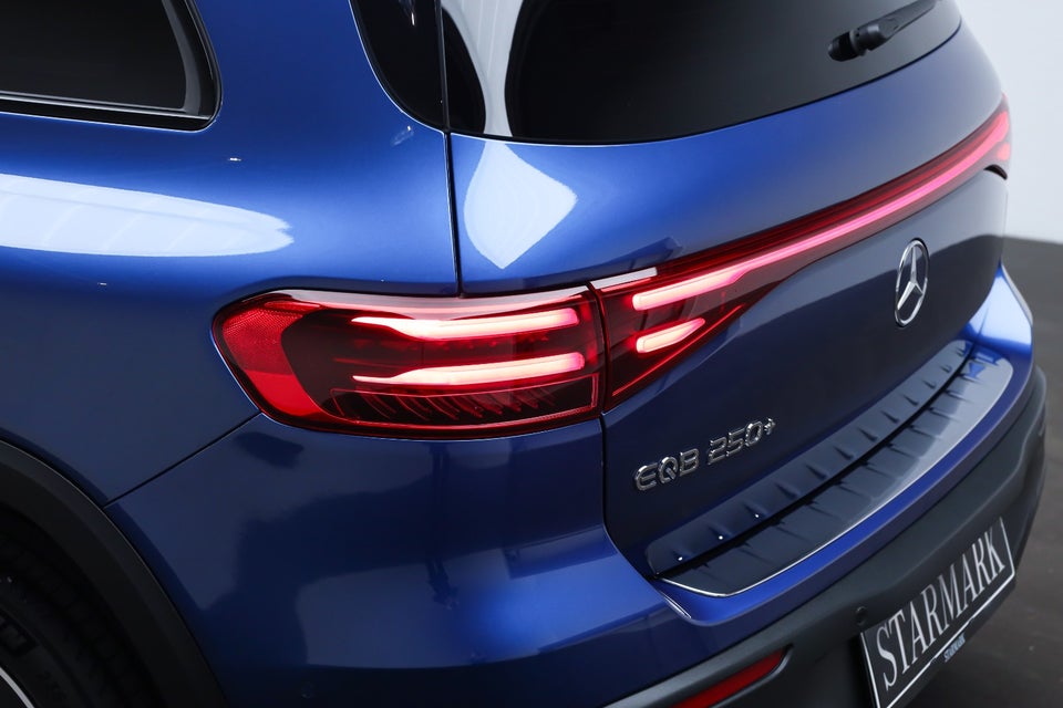 Mercedes EQB250+ AMG Advance 5d