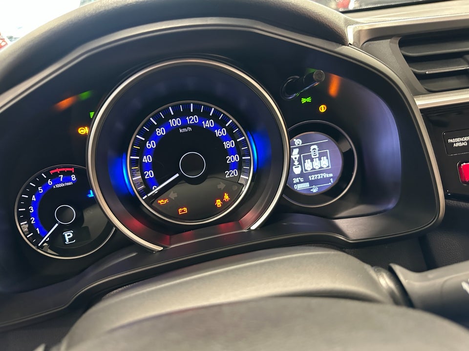 Honda Jazz 1,3 i-VTEC Elegance CVT 5d