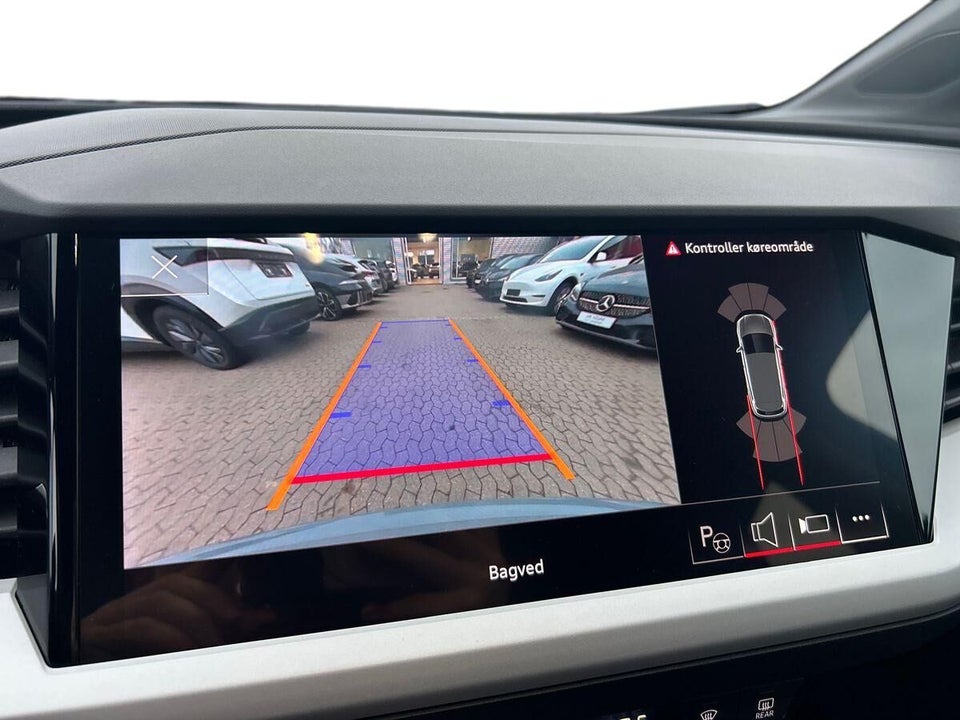 Audi Q4 e-tron 45 Attitude quattro 5d