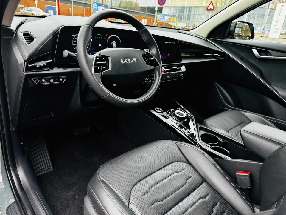 Kia Niro 64 EV Inspire 5d