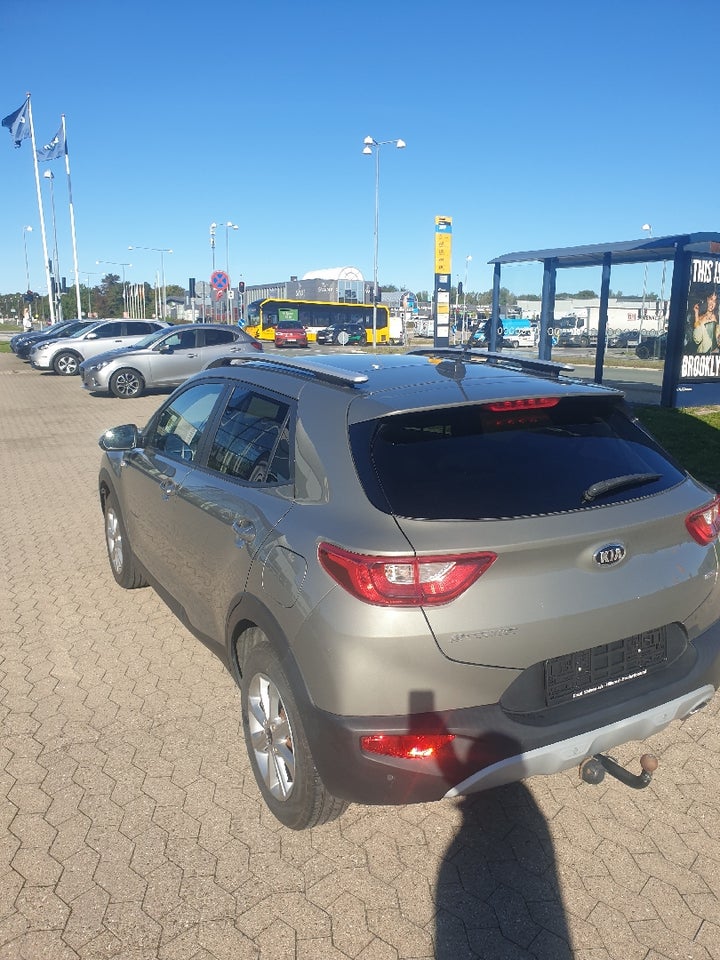 Kia Stonic 1,0 T-GDi Advance Intro 5d