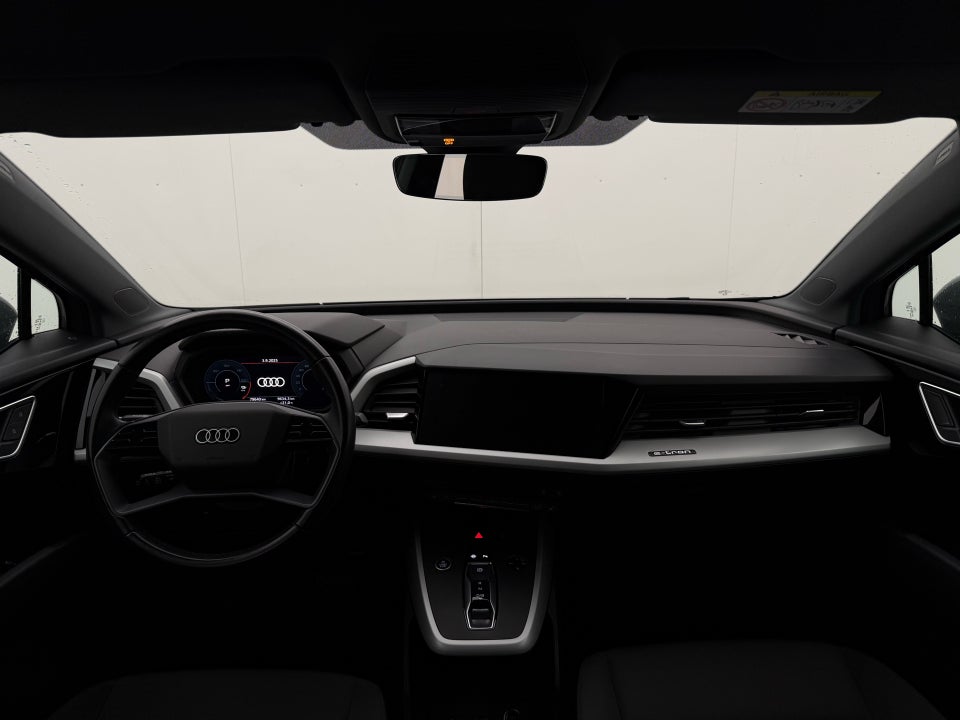 Audi Q4 e-tron 40 S-line 5d
