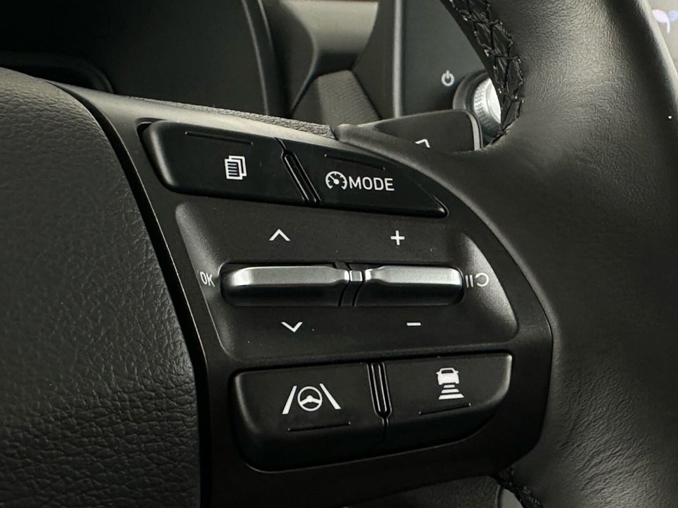 Hyundai Kona 64 EV Essential 5d