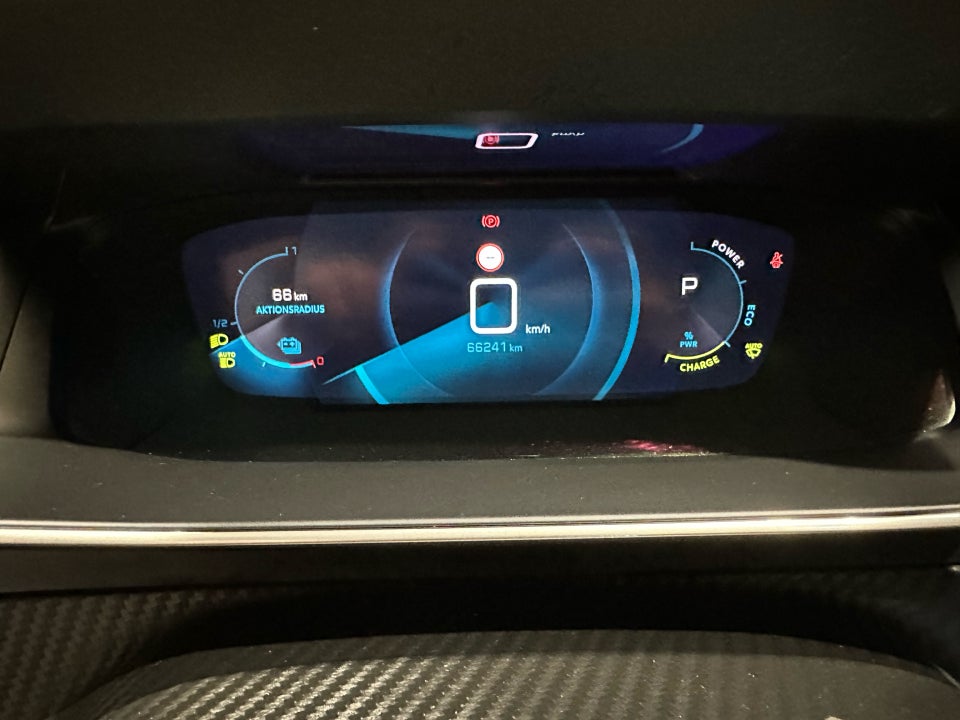 Peugeot e-208 50 GT 5d