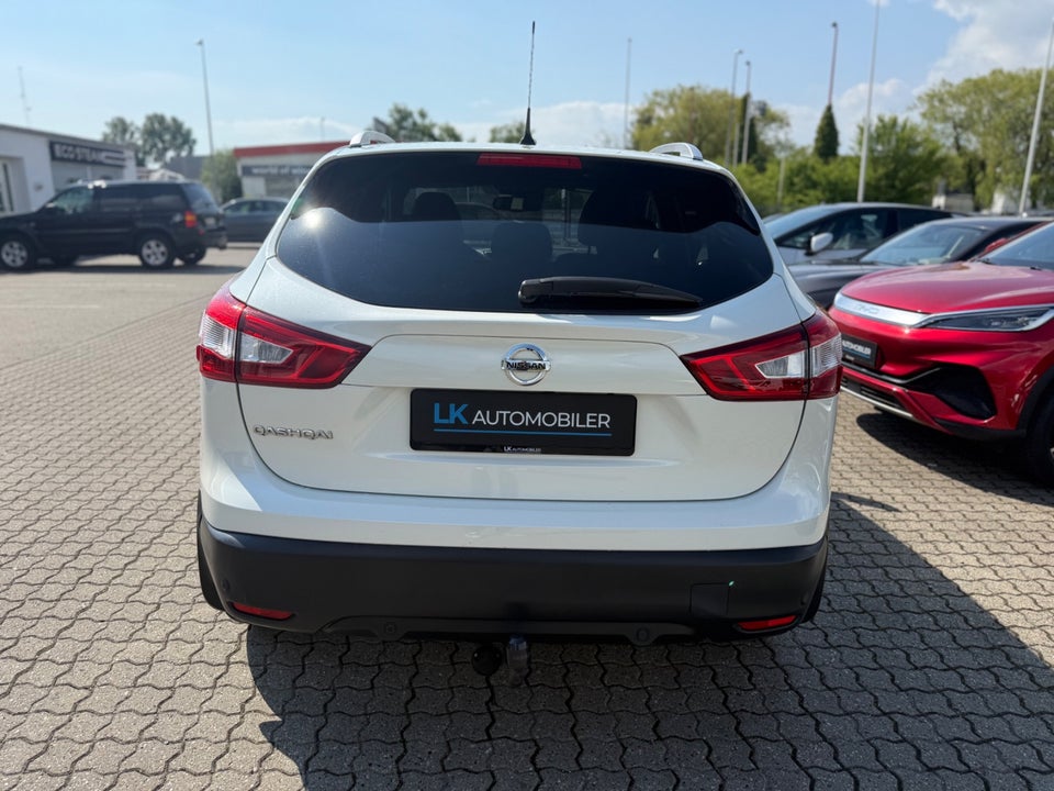 Nissan Qashqai 1,2 Dig-T 115 Tekna 5d