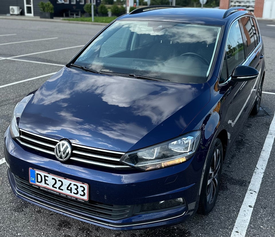 VW Touran 1,6 TDi 115 IQ.Drive DSG 7prs 5d