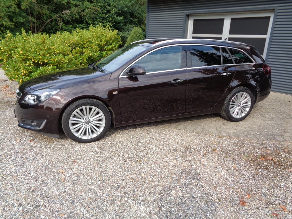 Opel Insignia 2,0 CDTi 170 Cosmo Sports Tourer 5d