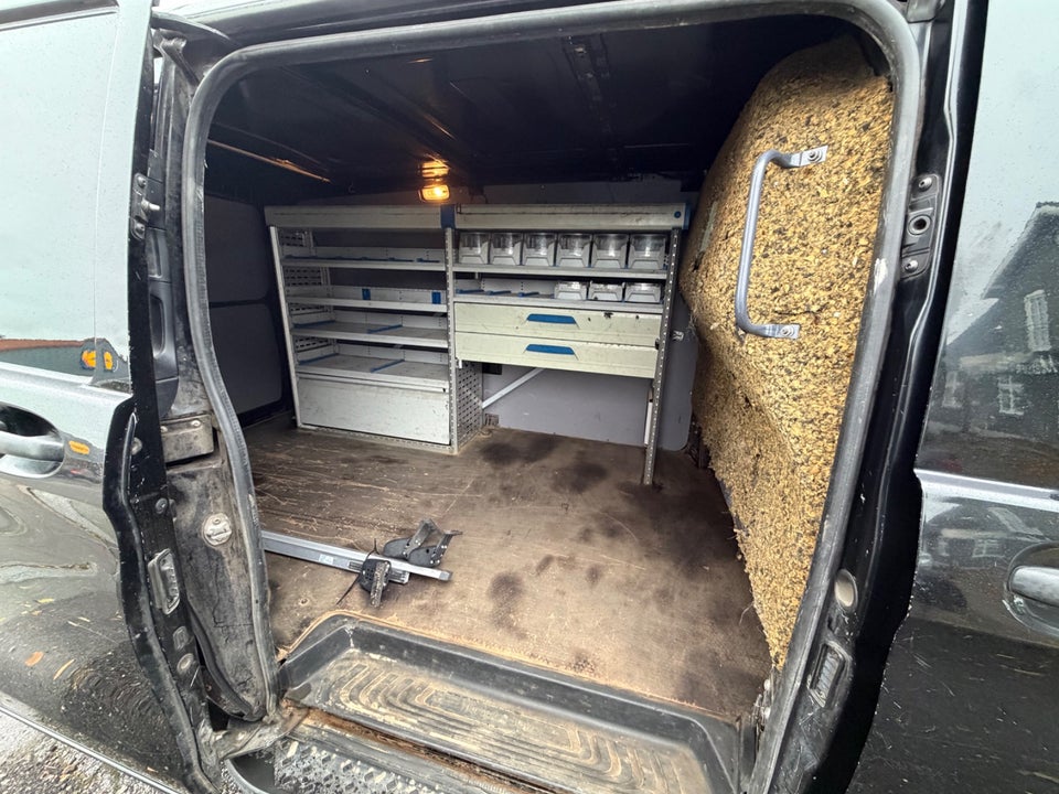 Mercedes Vito 119 2,2 CDi Complete aut. L