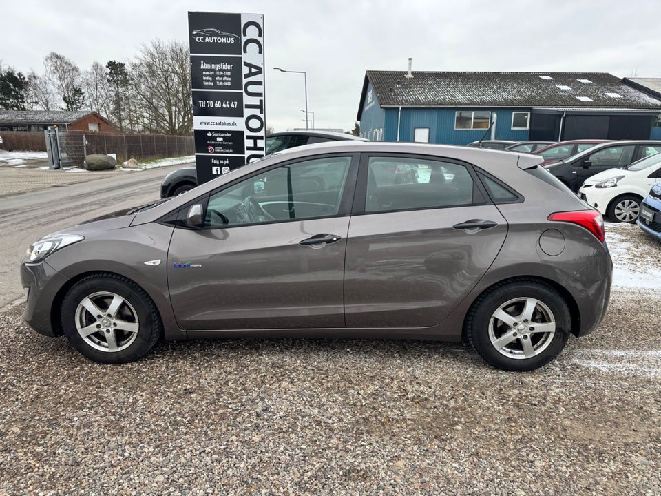 Hyundai i30 1,4 CVVT Comfort 5d
