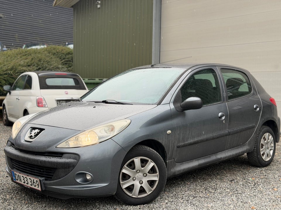 Peugeot 206+ 1,4 HDi 68 Active 5d