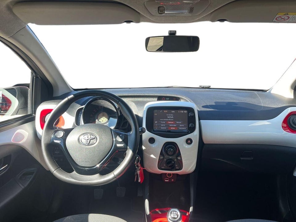 Toyota Aygo 1,0 VVT-i x-pression 5d