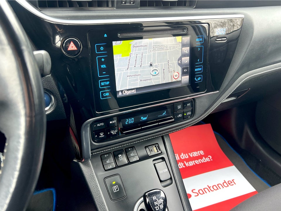 Toyota Auris 1,8 Hybrid H2 Comfort Touring Sports CVT 5d