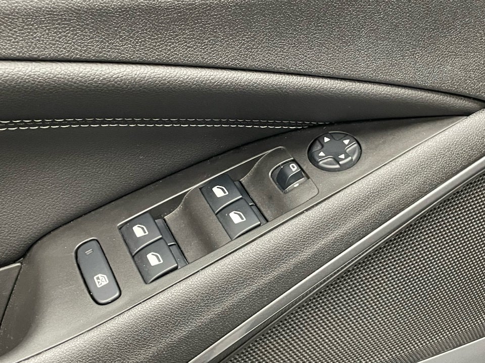 Opel Crossland 1,2 First Edition 5d