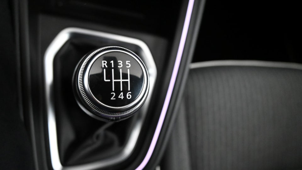 Renault Clio V 1,0 TCe 90 Intens 5d