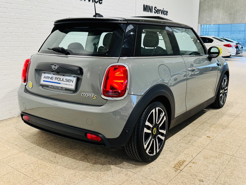 MINI Cooper SE Edition Premium Plus 3d
