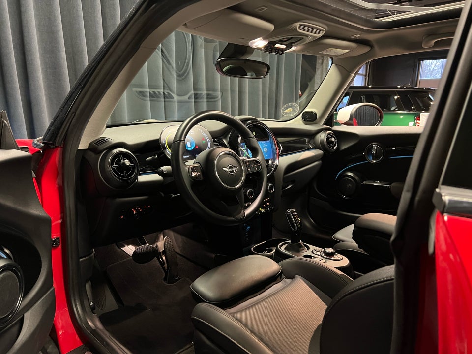 MINI Cooper SE Edition Premium Plus 3d