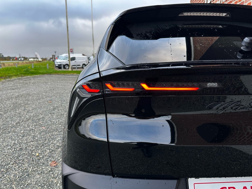 Alfa Romeo Junior Elettrica Veloce 5d