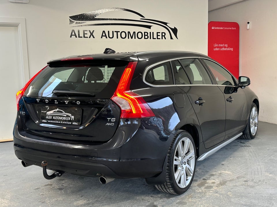 Volvo V60 3,0 T6 Summum aut. AWD 5d