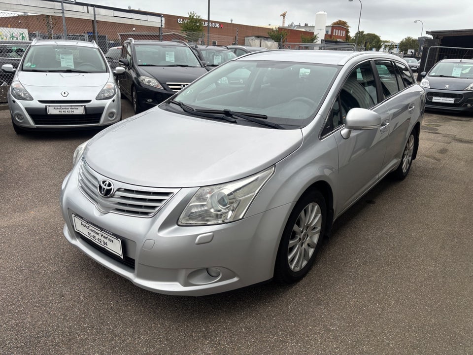 Toyota Avensis 2,0 D-4D TX stc. 5d